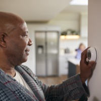 Smart Winter Thermostat Settings in Pittsburg, Kansas: Set It and (Almost) Forget It